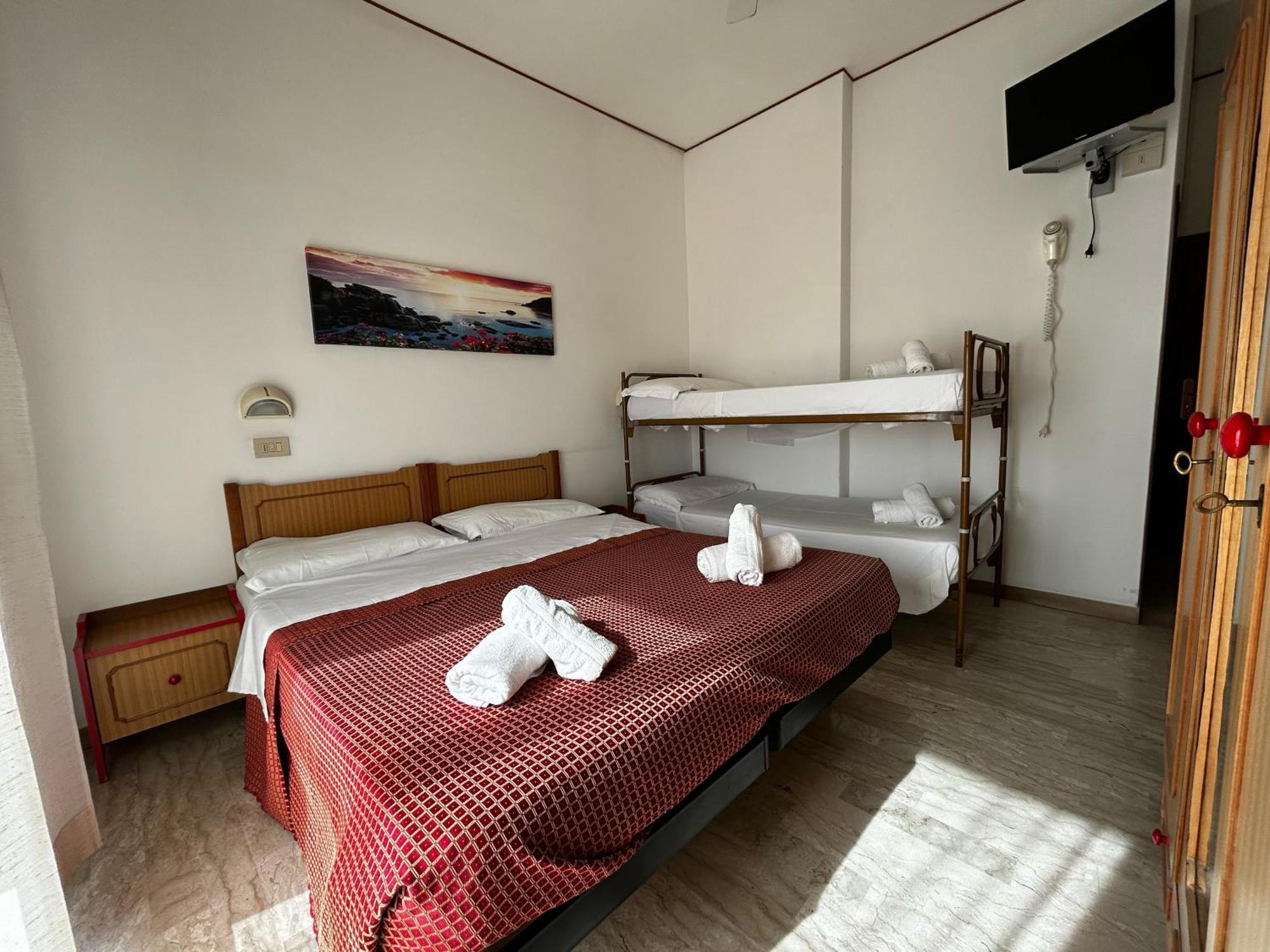 Hotel Anny à Rimini Extérieur photo
