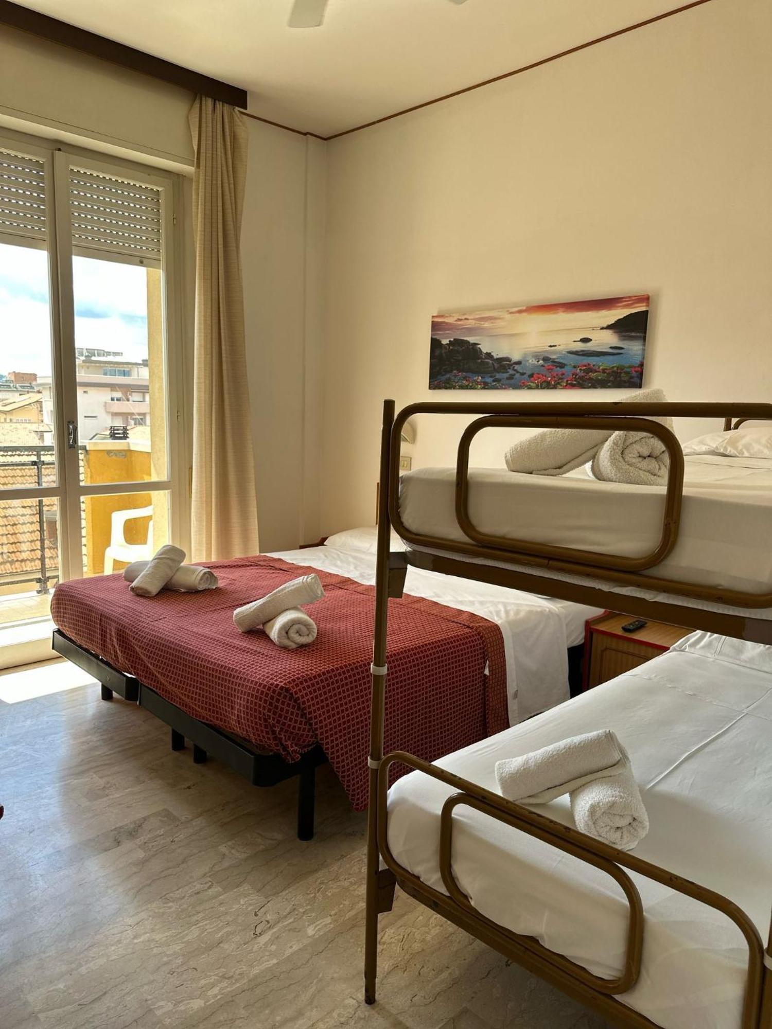 Hotel Anny à Rimini Extérieur photo